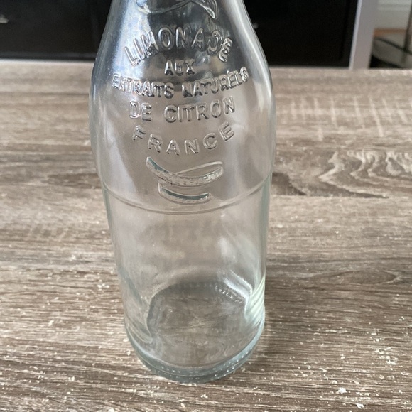 Vintage push cork water container - Picture 7 of 8